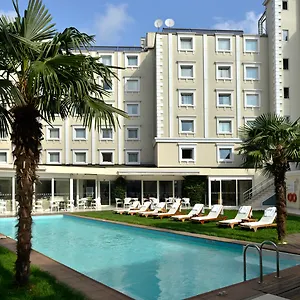 By Ihg 5* Istambul